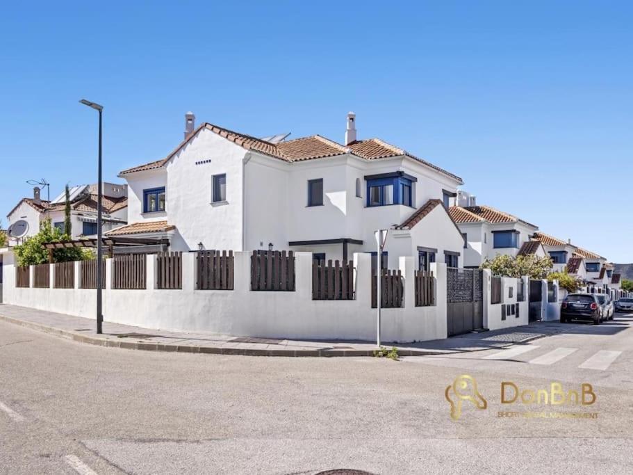 Villa Casa Pareada En Los Pinos De Alhaurin Malaga à Alhaurín de la Torre Extérieur photo